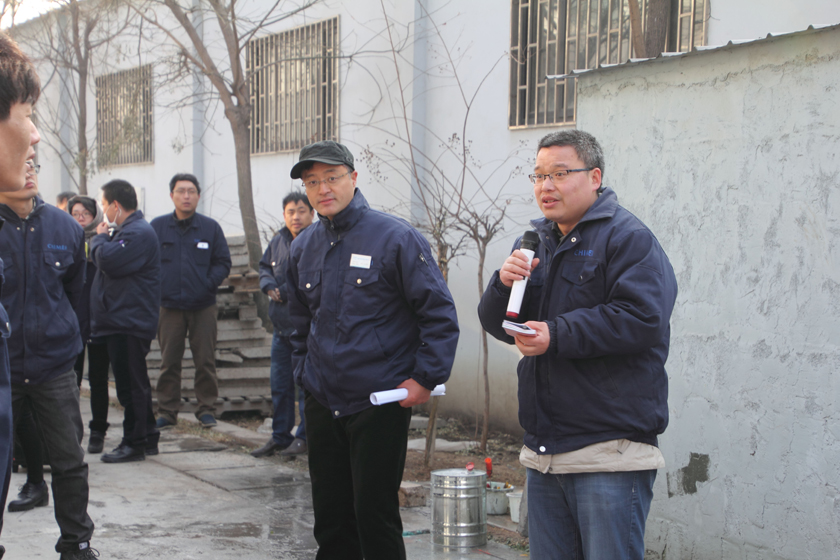 安全員對工務(wù)危化品倉庫的消防做點評